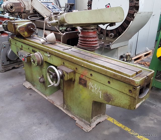 Bruska na protahovací trny STANKOIMPORT 360M (Spline Grinding Machine Stanko 360M (1).jpg)